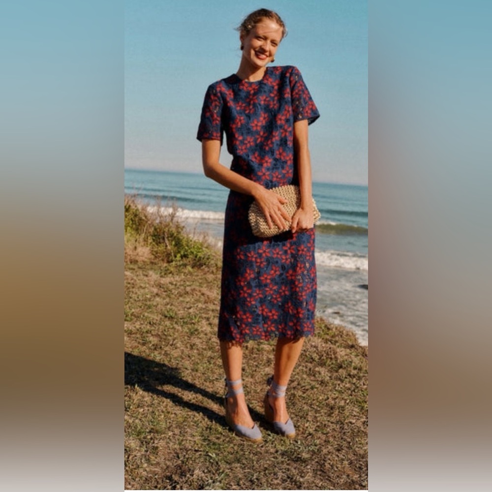 Tuckernuck Pmander Place Navy and Red Floral lace Midi Dress - NWT!